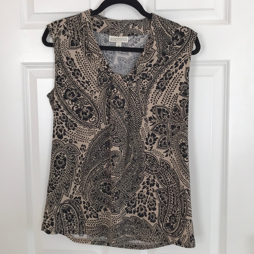 Comfy, stretchy blouse
